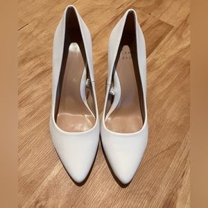 White A new Day heels 7.5